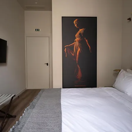 Nine Hotell